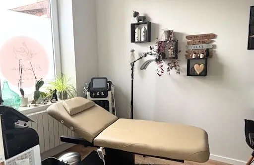 Dermabloom Experience | Épilation laser, Amincissement et Soins visage | Unieux à Unieux