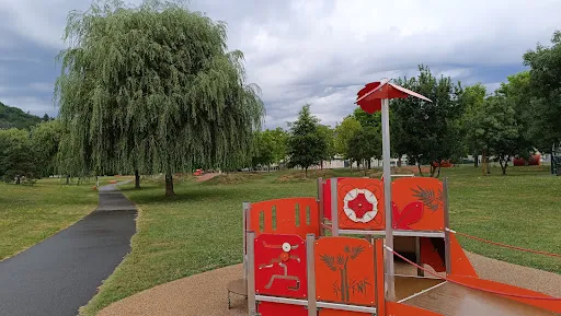 Parc Nelson Mandela à Unieux